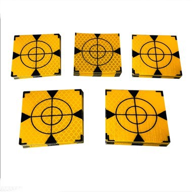 So'rov uchun moslashtirilgan Retro aks ettiruvchi maqsad