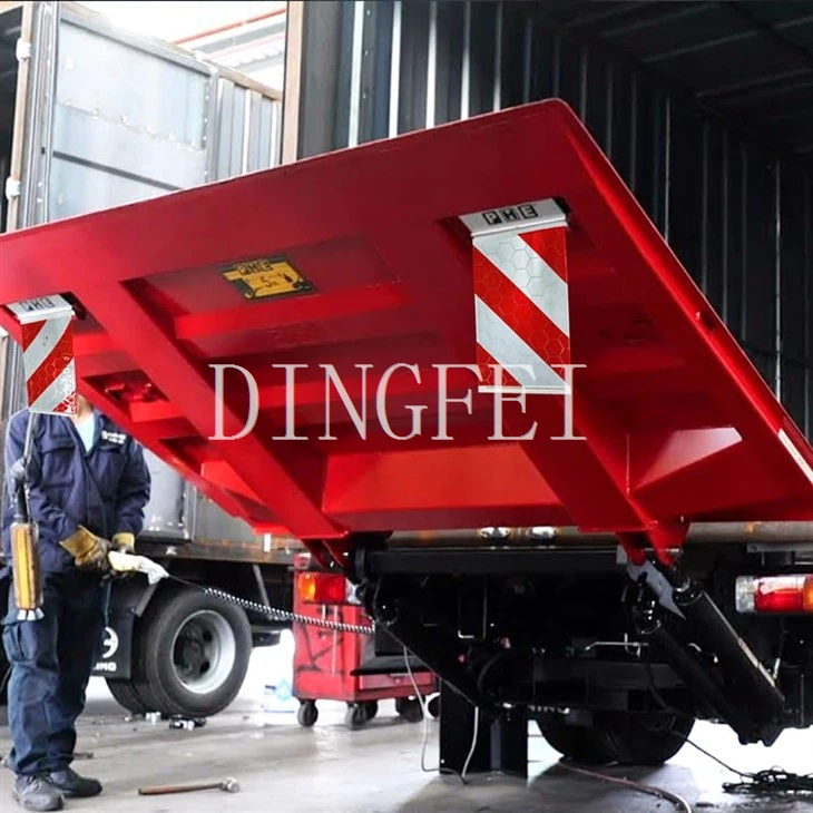 Truck Tail Lift Flags (2)